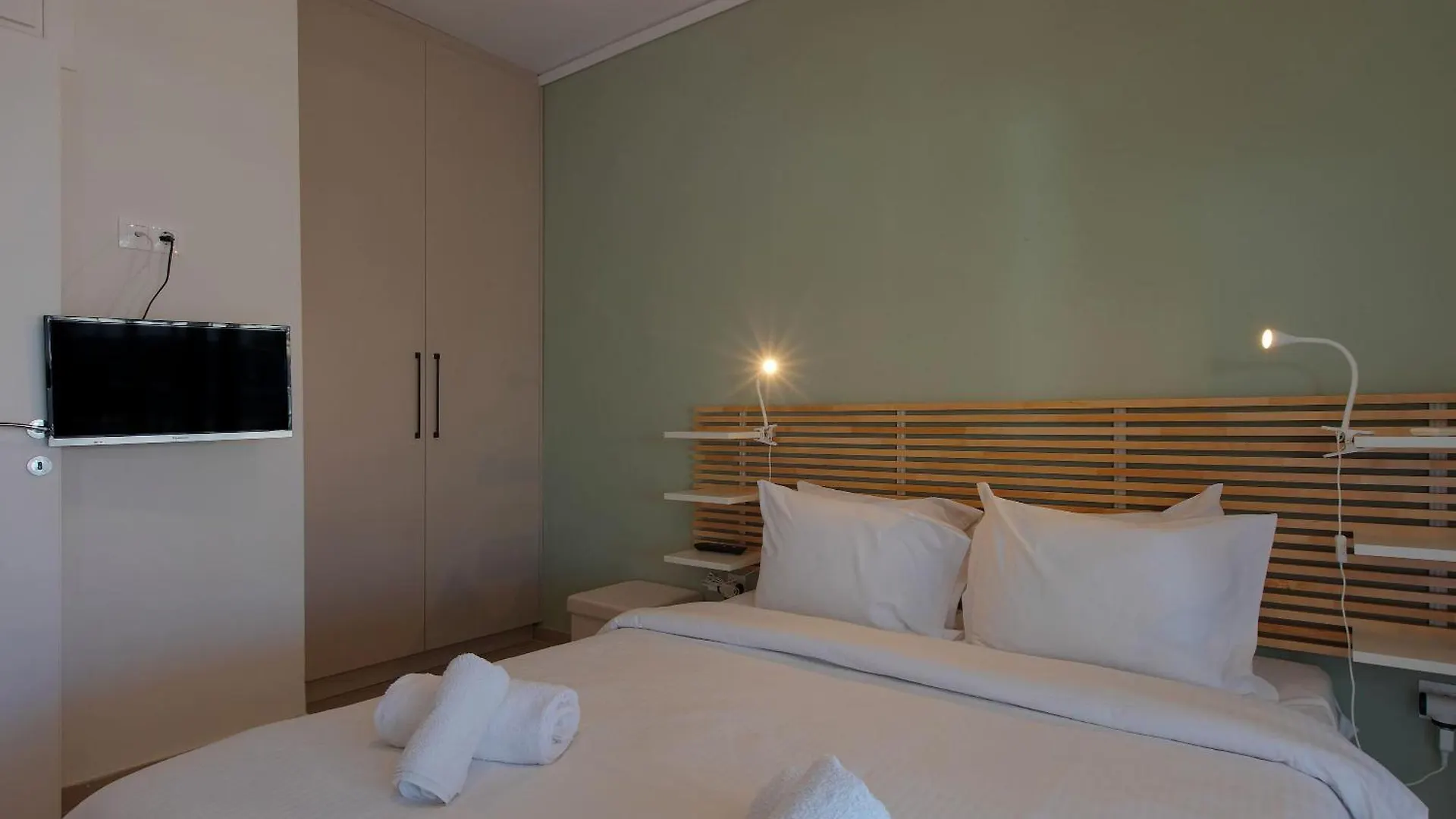 New Cozy Apt With Balcony Close To Analipsi Metro Thessaloniki